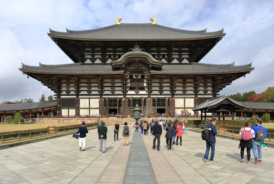 Great Buddha Hall of Todai-ji temple in Nara seen across a gravel courtyard
