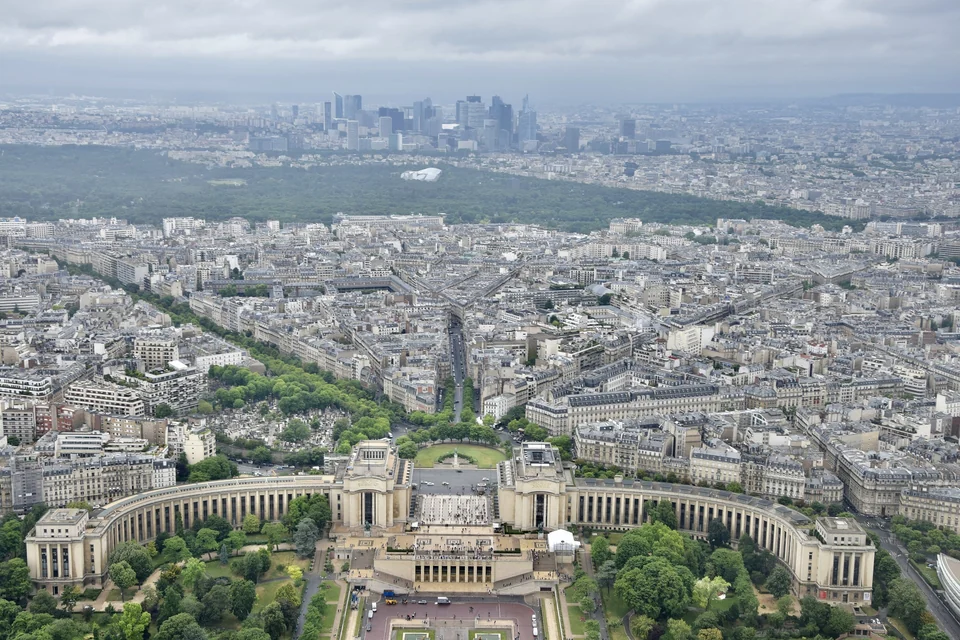 Aerial view from the Eiffel Tower over the Trocadéro gardens and Palais de Chaillot toward La Défense in Paris